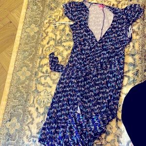 Lilly Pulitzer large rap around dress belt